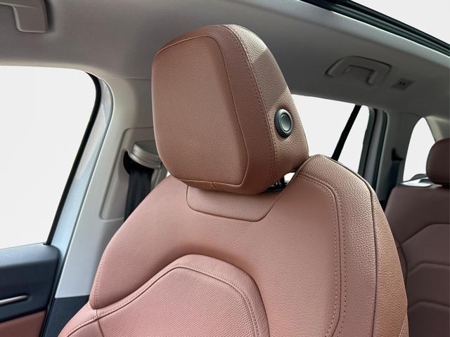 Skoda / Kodiaq / Wei&szlig; / / / LEDER+AHK+PANO+MATRIX+360 KAM+eHK+20 LM, Beispielbilder, ggf. teilweise mit Sonderausstattung