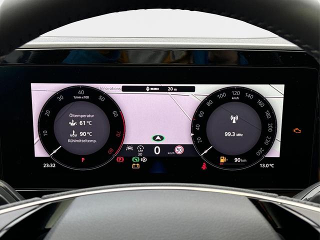 Skoda / Kodiaq / Wei&szlig; / / / LEDER+AHK+PANO+MATRIX+360 KAM+eHK+20 LM, Beispielbilder, ggf. teilweise mit Sonderausstattung