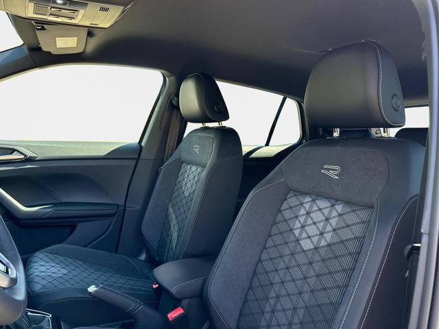 Volkswagen / T-Cross / / / / NAVI+SHZ+MATRIX+ACC+KAMERA+18'' ALU