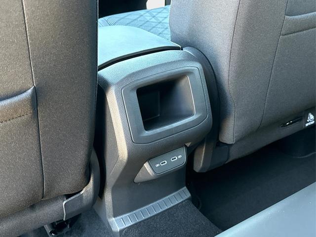 Volkswagen / T-Cross / / / / NAVI+SHZ+MATRIX+ACC+KAMERA+18'' ALU