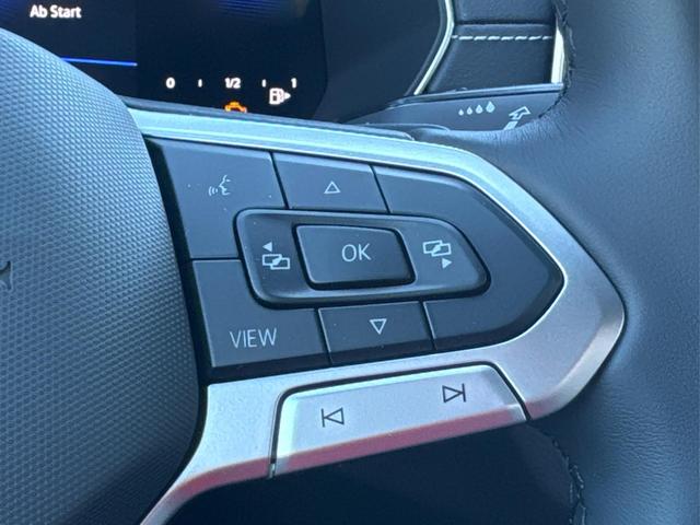 Volkswagen / T-Cross / / / / NAVI+SHZ+MATRIX+ACC+KAMERA+18'' ALU