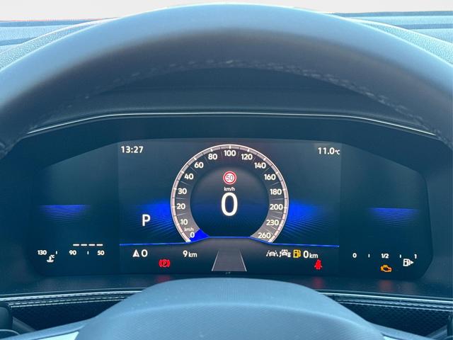 Volkswagen / T-Cross / / / / NAVI+SHZ+MATRIX+ACC+KAMERA+18'' ALU