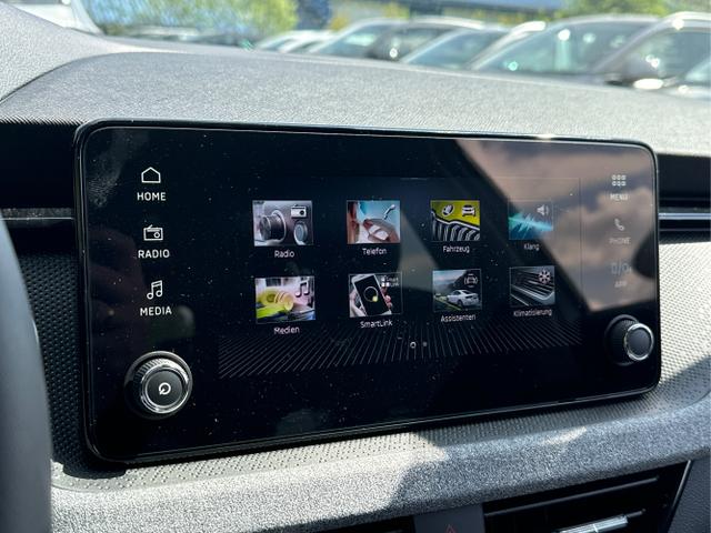 Skoda / Kamiq / Silber / / / SHZ+KAMERA+SMARTLINK+PDC+LED+16 ALU