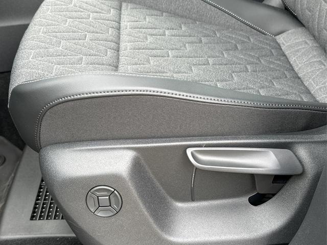 Volkswagen / Tayron / Grau / / / SHZ+ACC+PDC+KAMERA+EL.HECKKL.