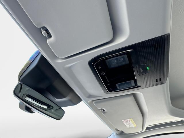 Volkswagen / Caddy Maxi / Grau / / / F&Ouml;RDERF&Auml;HIG+KAMERA+ACC+SHZ+KLIMA+APP-CONNECT+GJR+PDC, Beispielbilder, ggf. teilweise mit Sonderausstattung
