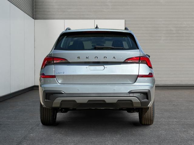Skoda / Kamiq / Silber / / / SHZ+KAMERA+SMARTLINK+PDC+LED+16 ALU