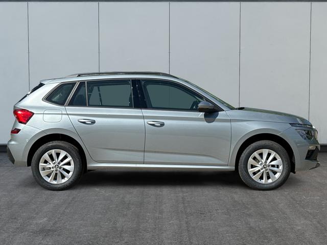 Skoda / Kamiq / Silber / / / SHZ+KAMERA+SMARTLINK+PDC+LED+16 ALU