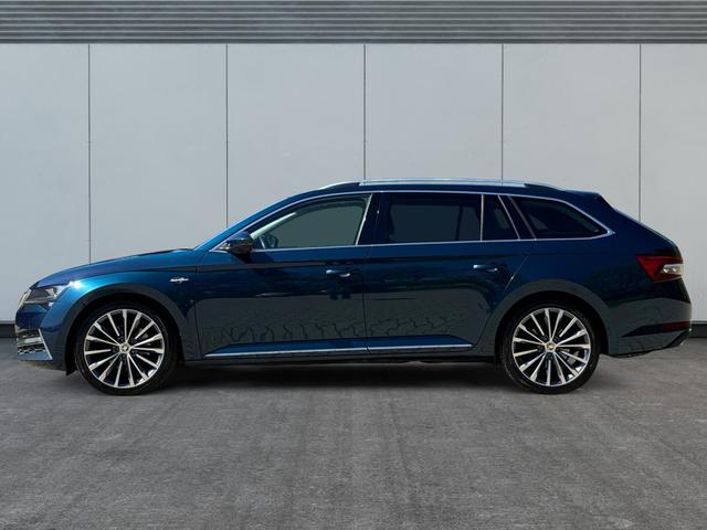 Skoda / Superb Combi / Blau / / / L&K 4x4 AHK+PANO+KAMERA+ACC+elektr.HECKKLAPPE+19ALU