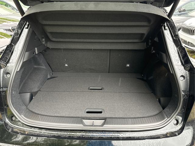 Nissan / Qashqai / Schwarz / / / EL.HECKKL+HEAD-UP+KAMERA+ACC+PDC+SHZ+LED 