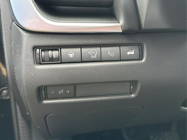 Nissan / Qashqai / Schwarz / / / EL.HECKKL+HEAD-UP+KAMERA+ACC+PDC+SHZ+LED 