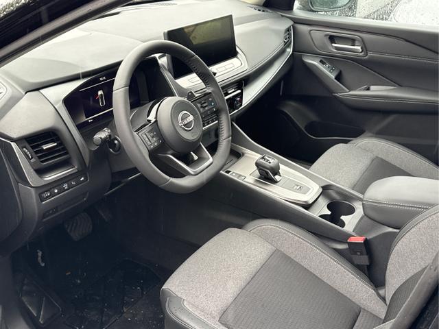 Nissan / Qashqai / Schwarz / / / EL.HECKKL+HEAD-UP+KAMERA+ACC+PDC+SHZ+LED 