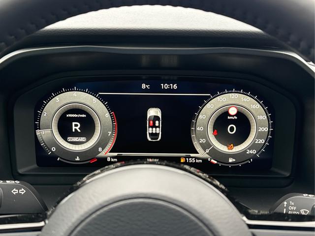 Nissan / Qashqai / Schwarz / / / EL.HECKKL+HEAD-UP+KAMERA+ACC+PDC+SHZ+LED 