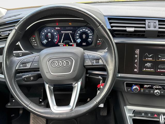 Audi / Q3 / Grau / / / 1.5 TSI-DSG AHK+18ALU+PDC+GRA+SHZ