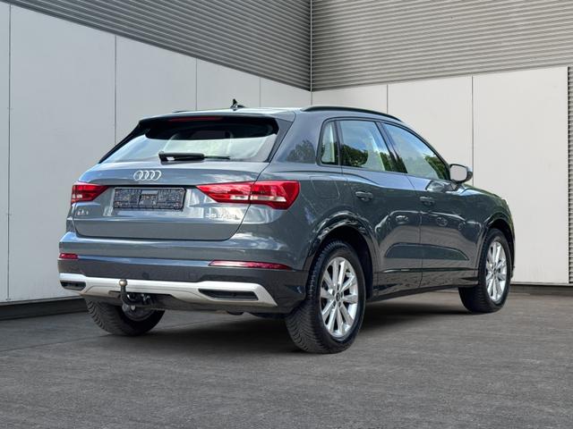 Audi / Q3 / Grau / / / 1.5 TSI-DSG AHK+18ALU+PDC+GRA+SHZ