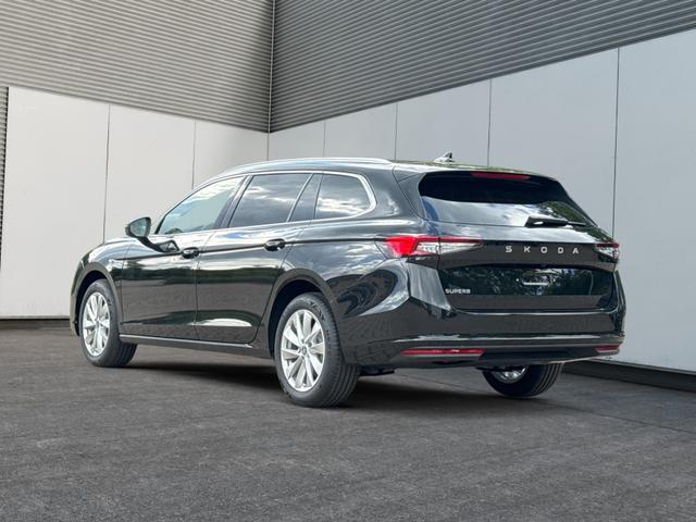 Skoda / Superb Combi / / / / DSG+NAVI+AHK+EL.HECKKL.+KESSY+SHZ, Beispielbilder, ggf. teilweise mit Sonderausstattung
