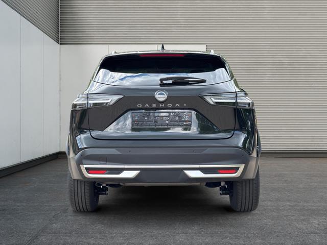Nissan / Qashqai / Schwarz / / / EL.HECKKL+HEAD-UP+KAMERA+ACC+PDC+SHZ+LED 