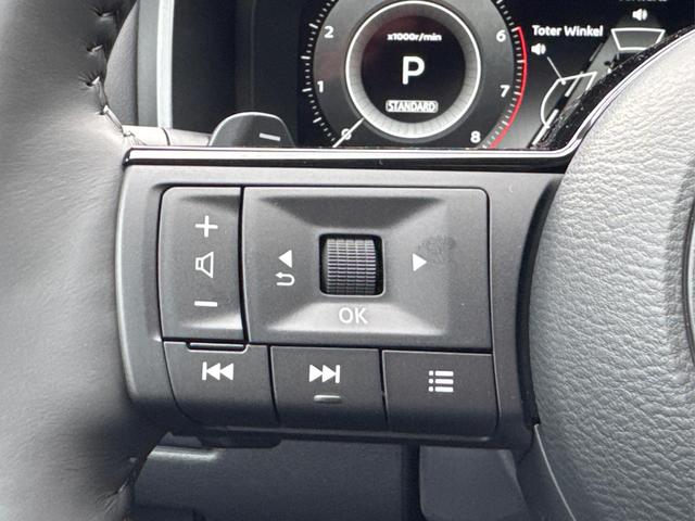 Nissan / Qashqai / Schwarz / / / EL.HECKKL+HEAD-UP+KAMERA+ACC+PDC+SHZ+LED 