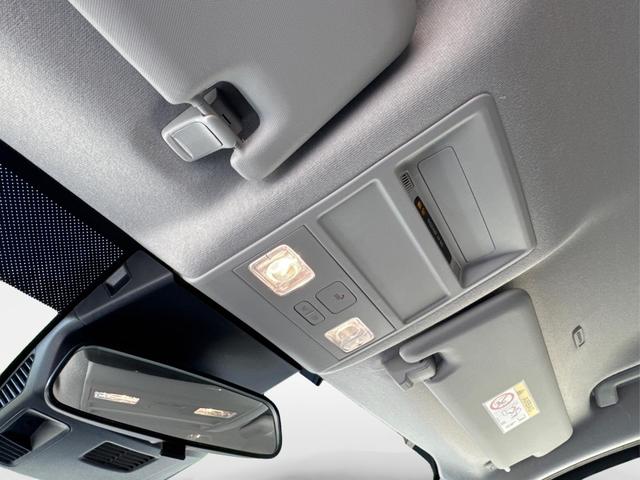 Volkswagen / T7 Caravelle / / / / LR 9-Sitzer+AHK+LED+KAM+PDC+SHZ+ALU+GJR, Beispielbilder, ggf. teilweise mit Sonderausstattung