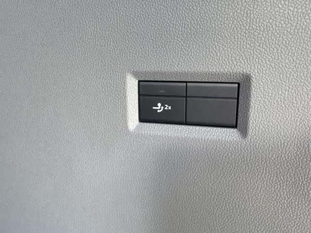 Volkswagen / T7 Caravelle / / / / LR 9-Sitzer+AHK+LED+KAM+PDC+SHZ+ALU+GJR, Beispielbilder, ggf. teilweise mit Sonderausstattung