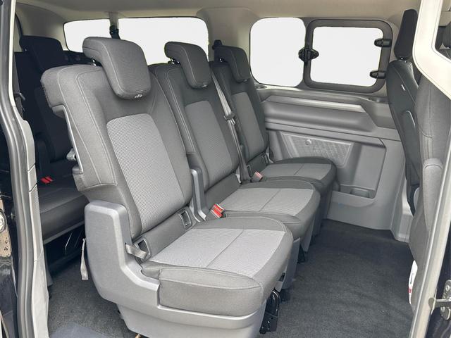 Volkswagen / T7 Caravelle / / / / LR 8-Sitzer+AHK+LED+KAM+PDC+SHZ+ALU+GJR, Beispielbilder, ggf. teilweise mit Sonderausstattung