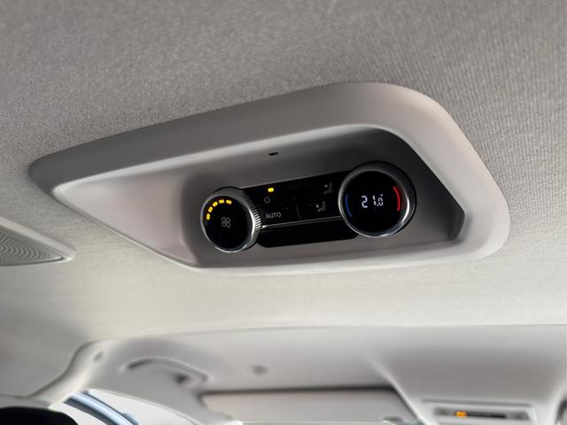 Volkswagen / T7 Caravelle / / / / LR 8-Sitzer+AHK+LED+KAM+PDC+SHZ+ALU+GJR, Beispielbilder, ggf. teilweise mit Sonderausstattung