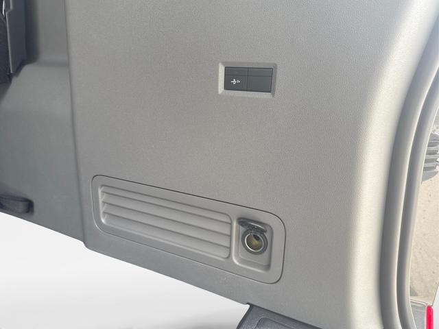 Volkswagen / T7 Caravelle / / / / KR 8-Sitzer+AHK+LED+KAM+PDC+SHZ+ALU+GJR, Beispielbilder, ggf. teilweise mit Sonderausstattung