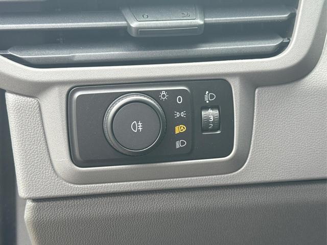 Volkswagen / T7 Caravelle / / / / KR 8-Sitzer+AHK+LED+KAM+PDC+SHZ+ALU+GJR, Beispielbilder, ggf. teilweise mit Sonderausstattung