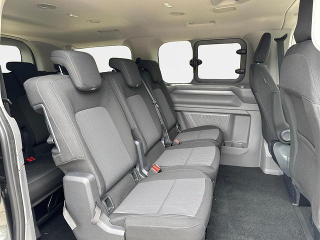 Volkswagen / T7 Caravelle / / / / KR 8-Sitzer+AHK+LED+KAM+PDC+SHZ+ALU+GJR, Beispielbilder, ggf. teilweise mit Sonderausstattung