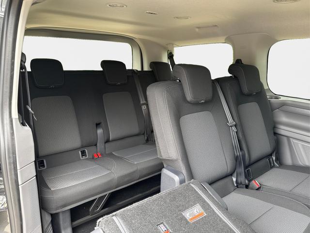 Volkswagen / T7 Caravelle / / / / KR 8-Sitzer+AHK+LED+KAM+PDC+SHZ+ALU+GJR, Beispielbilder, ggf. teilweise mit Sonderausstattung