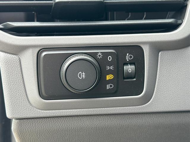 Volkswagen / T7 Caravelle / / / / KR 9-Sitzer+AHK+LED+KAM+PDC+SHZ+ALU+GJR, Beispielbilder, ggf. teilweise mit Sonderausstattung