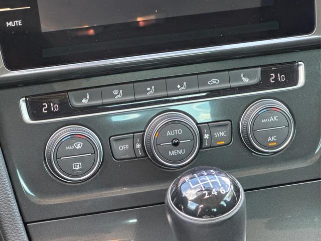 Volkswagen / Golf / Gelb / / / 1.4 TSI Comfortline LED+SHZ+16ALU+Climatronic