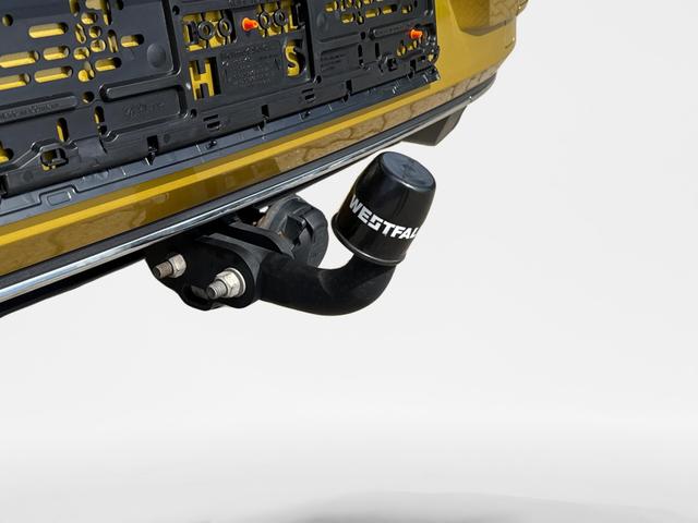 Volkswagen / Golf / Gelb / / / 1.4 TSI Comfortline LED+SHZ+16ALU+Climatronic