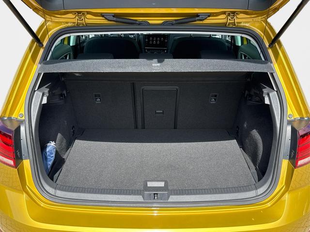 Volkswagen / Golf / Gelb / / / 1.4 TSI Comfortline LED+SHZ+16ALU+Climatronic