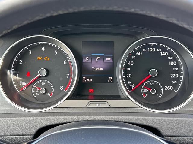 Volkswagen / Golf / Gelb / / / 1.4 TSI Comfortline LED+SHZ+16ALU+Climatronic