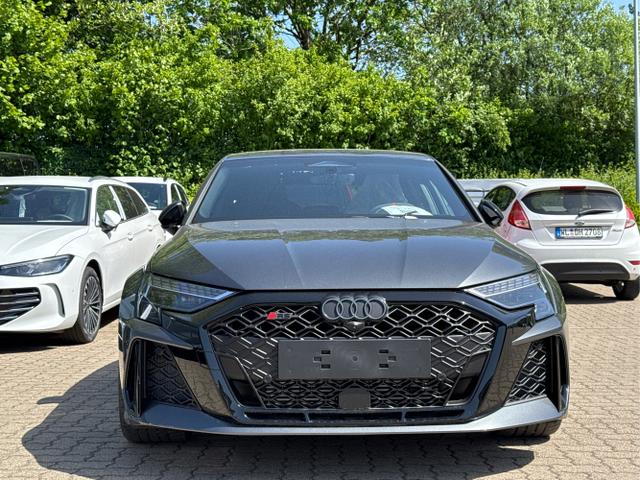 Audi RS3 Sportback - MATRIX+360KAM+SHZ+KLIMA+LED+SOUND+19"ALU+DESIGNPAKET ROT