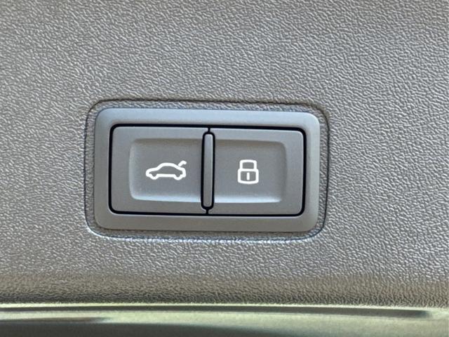Audi / Q3 Sportback / / / / MJ 2026+NAVI+KAMERA+PANO+AHK+PDC+EL. HECKKL.+LED+18 LM, Beispielbilder, ggf. teilweise mit Sonderausstattung