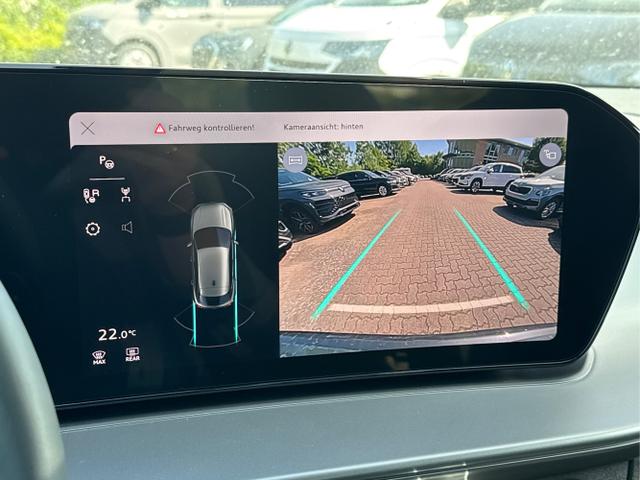Audi / Q3 Sportback / / / / MJ 2026+NAVI+KAMERA+PANO+AHK+PDC+EL. HECKKL.+LED+18 LM, Beispielbilder, ggf. teilweise mit Sonderausstattung