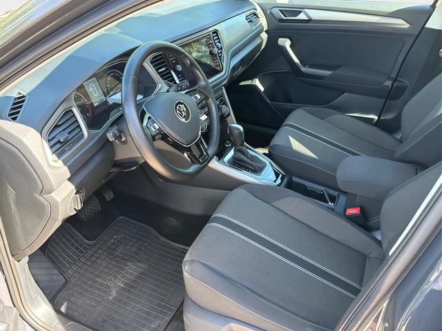 Volkswagen / T-Roc / Grau / / / NAVI+ACC+KAMERA+el.HECKKLAPPE+SHZ