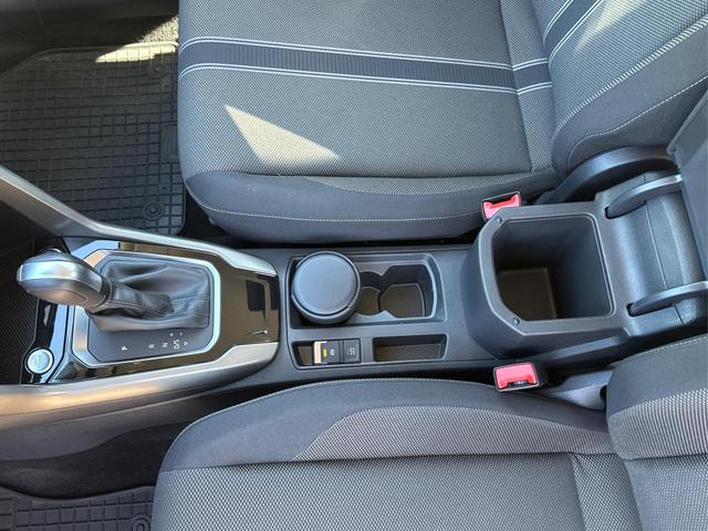 Volkswagen / T-Roc / Grau / / / NAVI+ACC+KAMERA+el.HECKKLAPPE+SHZ