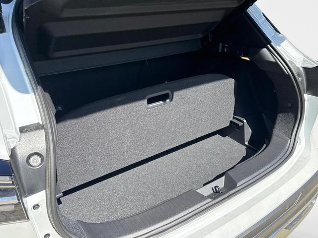 Nissan / Qashqai / Wei&szlig; / / / EL. HECKKL+HEAD-UP+KAMERA+ACC+PDC+SHZ+LED , Beispielbilder