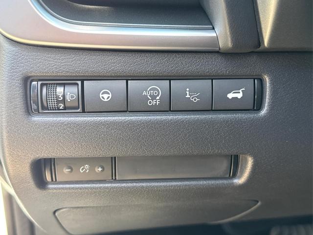 Nissan / Qashqai / Wei&szlig; / / / EL. HECKKL+HEAD-UP+KAMERA+ACC+PDC+SHZ+LED , Beispielbilder
