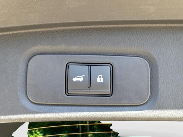 Nissan / Qashqai / Grau / / / EL.HECKKL+HEAD-UP+KAMERA+ACC+PDC+SHZ+LED , Beispielbilder