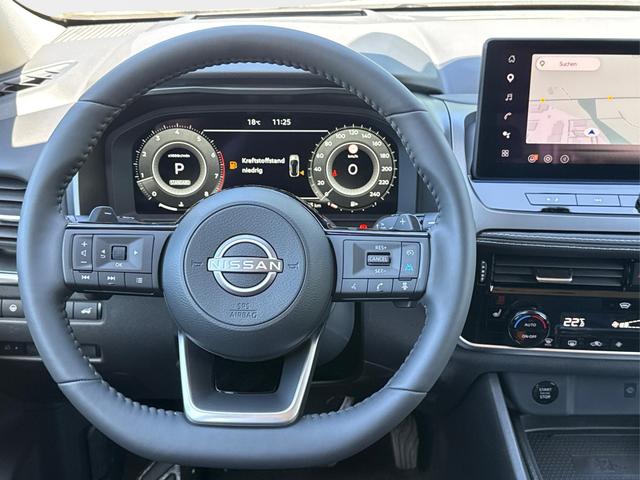 Nissan / Qashqai / Grau / / / EL.HECKKL+HEAD-UP+KAMERA+ACC+PDC+SHZ+LED , Beispielbilder
