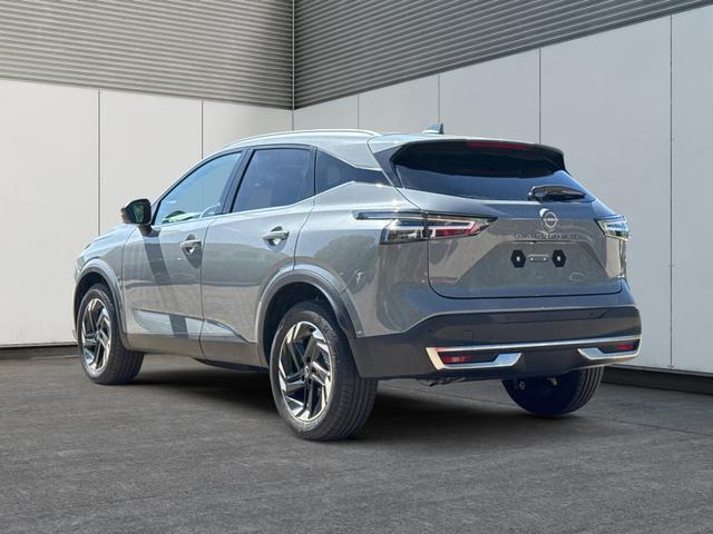 Nissan / Qashqai / Grau / / / EL.HECKKL+HEAD-UP+KAMERA+ACC+PDC+SHZ+LED , Beispielbilder