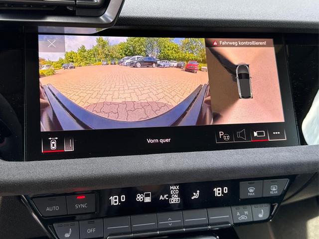 Audi / RS3 Sportback / Grau / / / MATRIX+360KAM+SHZ+KLIMA+LED+SOUND+19ALU+DESIGNPAKET ROT, Beispielbilder