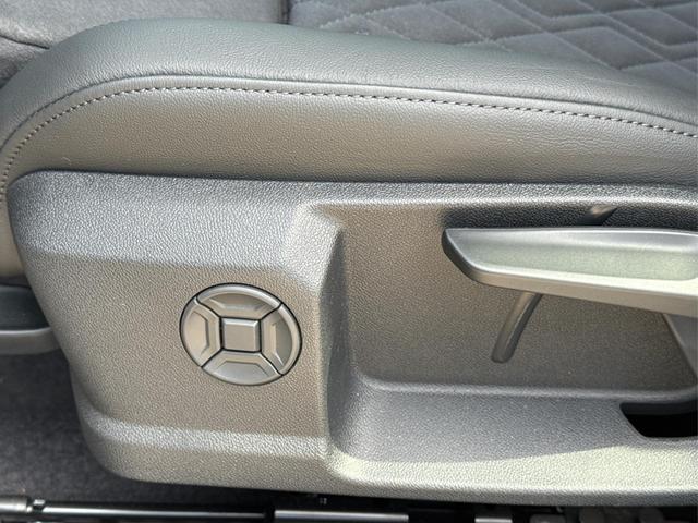 Audi / RS3 Sportback / Grau / / / MATRIX+360KAM+SHZ+KLIMA+LED+SOUND+19ALU+DESIGNPAKET ROT, Beispielbilder
