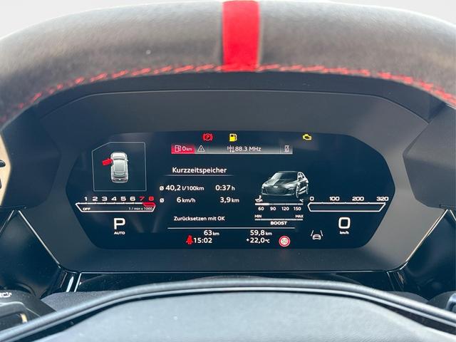 Audi / RS3 Sportback / Grau / / / MATRIX+360KAM+SHZ+KLIMA+LED+SOUND+19ALU+DESIGNPAKET ROT, Beispielbilder
