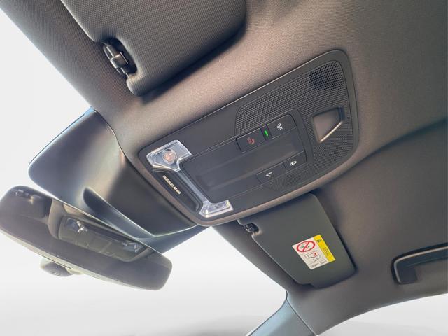 Audi / RS3 Sportback / Grau / / / MATRIX+360KAM+SHZ+KLIMA+LED+SOUND+19ALU+DESIGNPAKET ROT, Beispielbilder