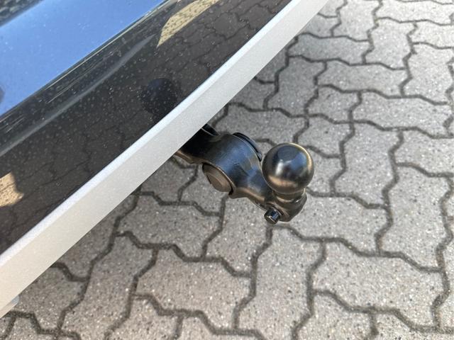 Audi / Q3 / Schwarz / / / KAMERA+NAVI+PDC+EL.HECKKL.+LED+17LM