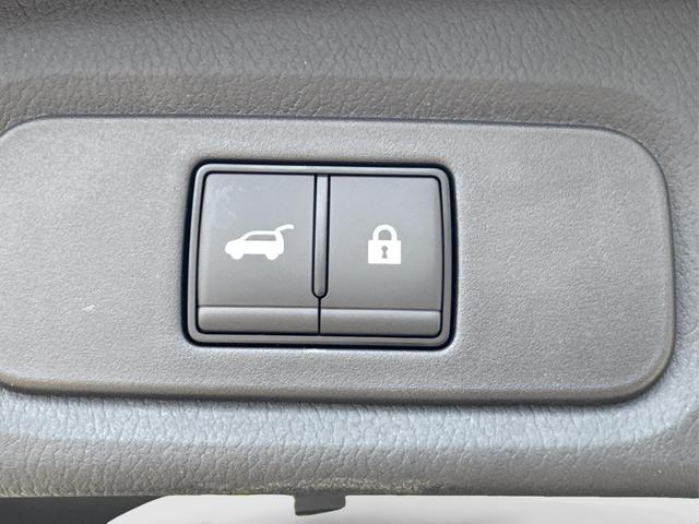 Nissan / Qashqai / Grau / / / EL.HECKKL+HEAD-UP+KAMERA+ACC+PDC+SHZ+LED 